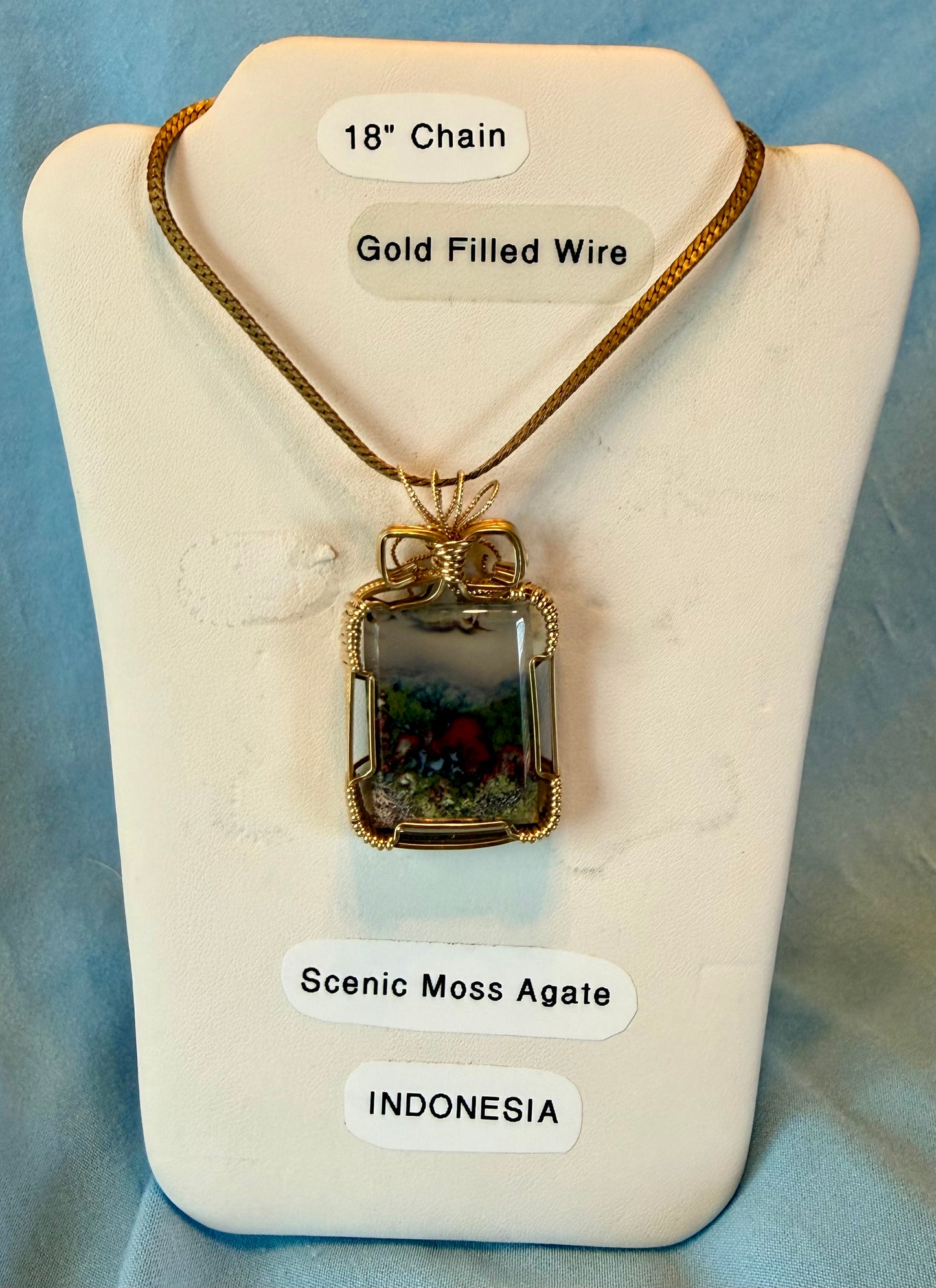 scenic moss agate necklace