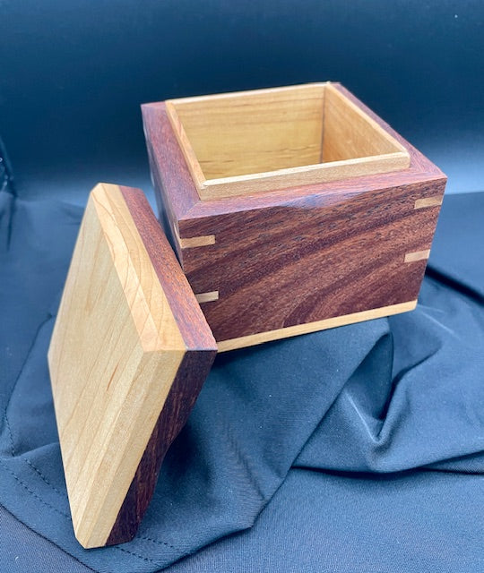 joyero/reloj de nogal/arce