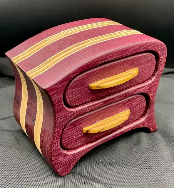 Purple Heart/Baltic Birch hips out bandsaw box