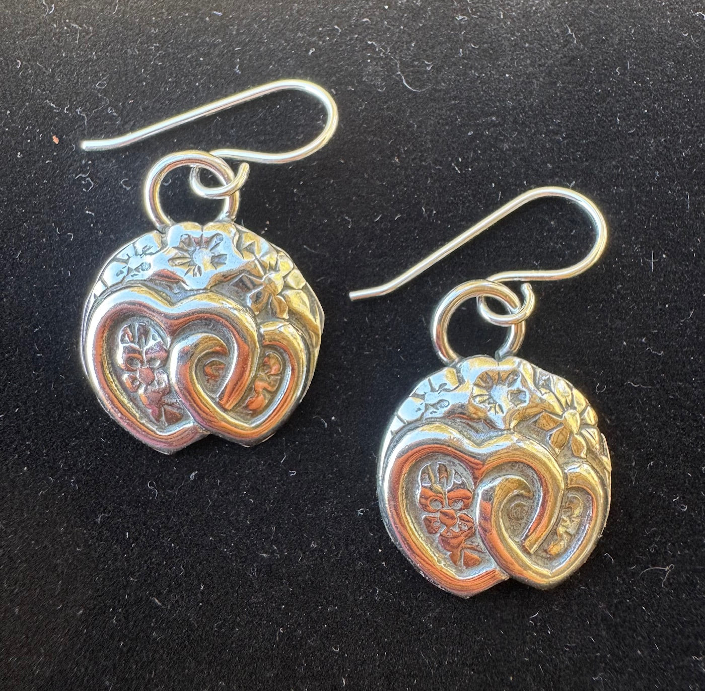 Hearts and flowers earrings