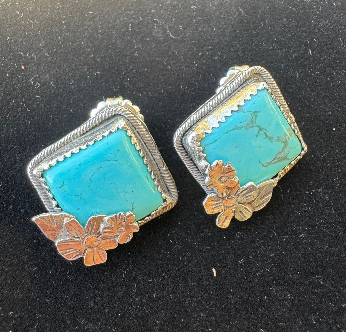 Turquoise and flowers earrings