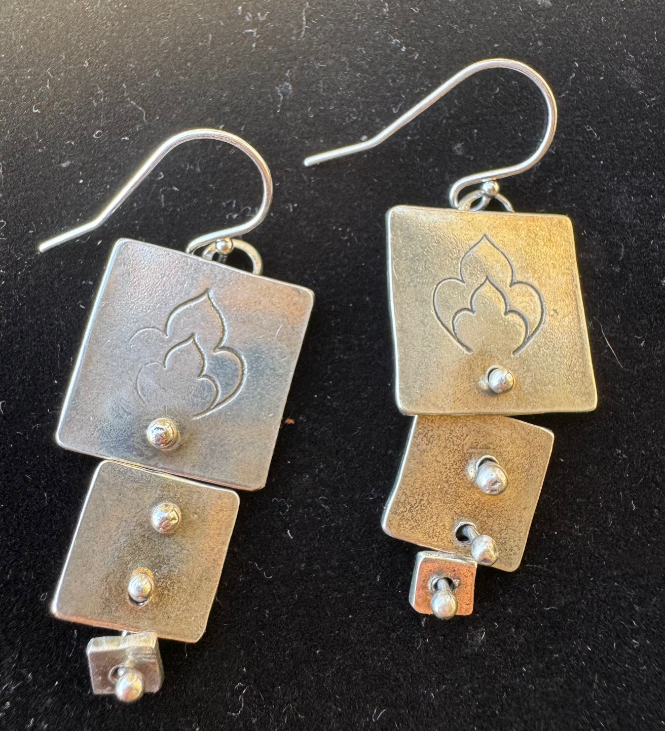 3 square linked earrings